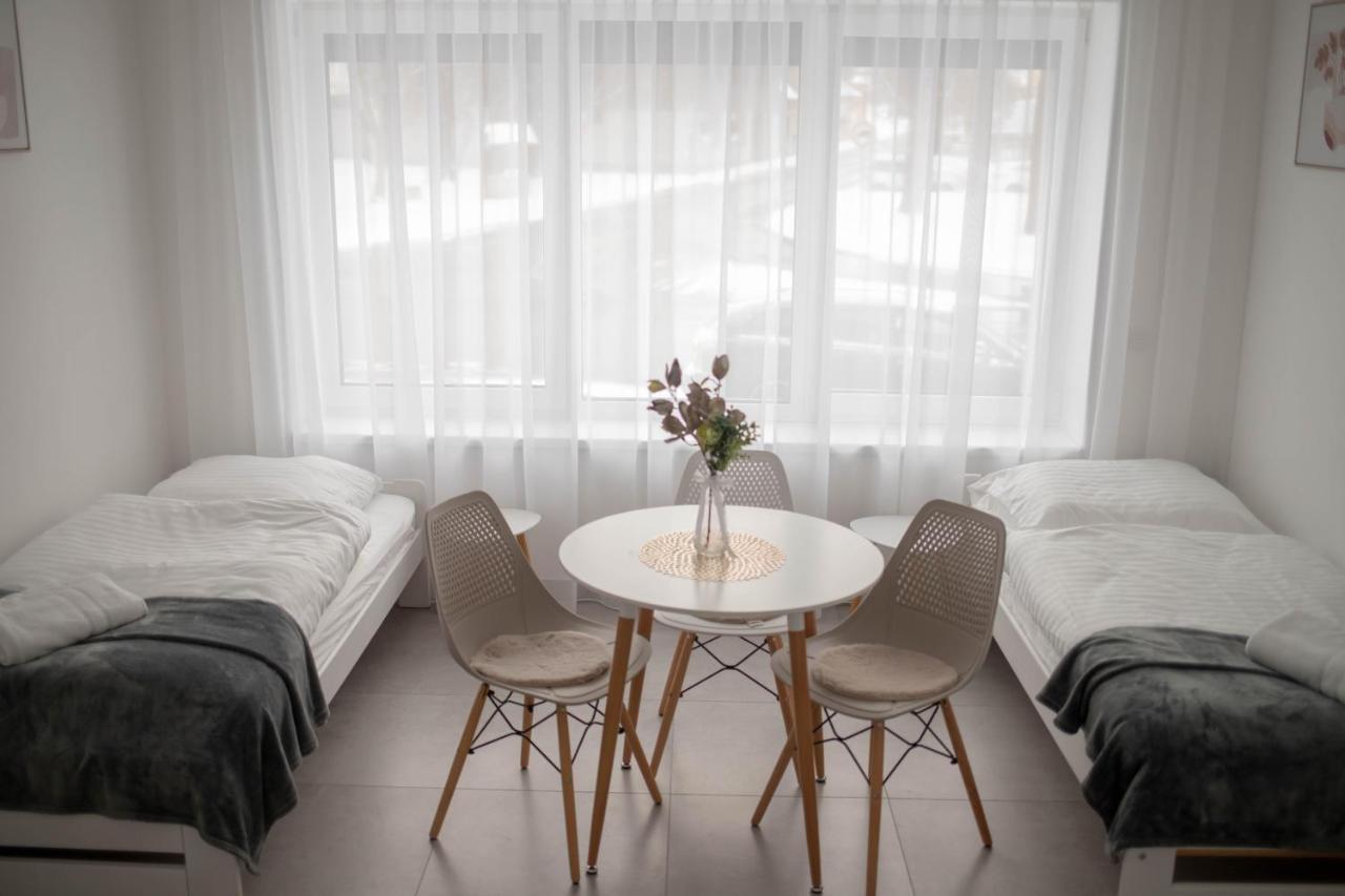 Rezidence Kbely - Free Parking Apartment Prague Ngoại thất bức ảnh