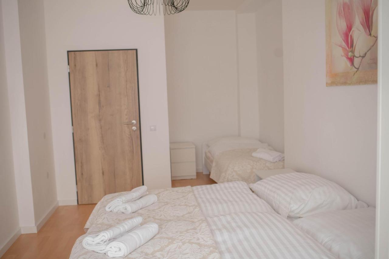 Rezidence Kbely - Free Parking Apartment Prague Ngoại thất bức ảnh